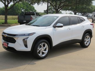 Used 2024 Chevrolet Trax LS w/ LS Convenience Package image 1