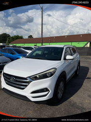 Used 2017 Hyundai Tucson SE image 1