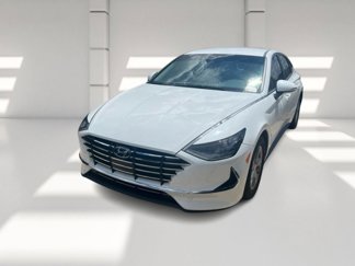 Used 2023 Hyundai Sonata SE w/ Preferred Accessory Package image 1