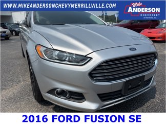 Used 2016 Ford Fusion SE image 1