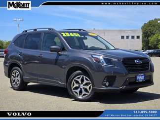 Used 2022 Subaru Forester Premium image 1
