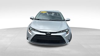 Used 2023 Toyota Corolla LE video 2