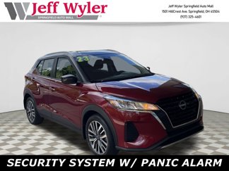 Used 2023 Nissan Kicks SV image 1