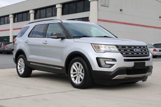Used 2016 Ford Explorer XLT w/ Equipment Group 202A image 1