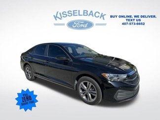 Used 2023 Volkswagen Jetta SE image 1