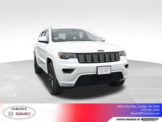 Used 2020 Jeep Grand Cherokee Altitude image 1