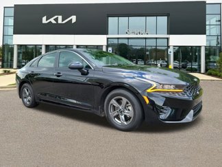 Used 2023 Kia K5 LXS image 1