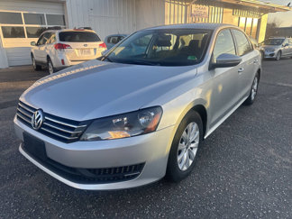 Used 2012 Volkswagen Passat 2.5 S image 1