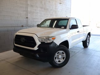 Used 2018 Toyota Tacoma 2WD Access Cab image 1