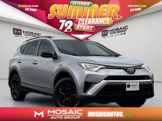 Used 2017 Toyota RAV4 LE image 1