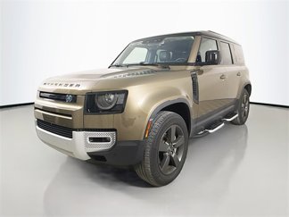 Used 2020 Land Rover Defender 110 SE image 1