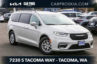 Used 2021 Chrysler Pacifica Touring-L image 1