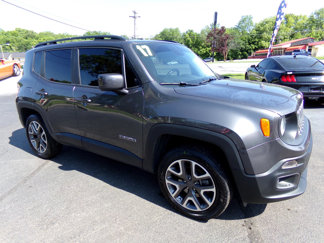 Used 2017 Jeep Renegade Latitude w/ Cold Weather Group image 1