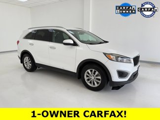 Used 2016 Kia Sorento LX w/ LX Convenience Package image 1