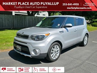 Used 2017 Kia Soul + image 1