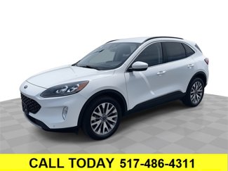 Used 2022 Ford Escape Titanium image 1