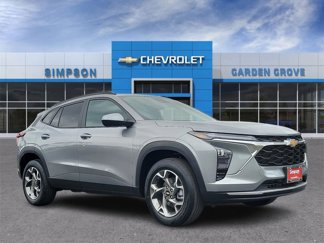 New 2025 Chevrolet Trax LT w/ Driver Confidence Package image 1