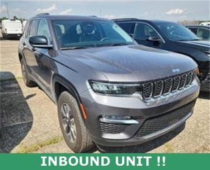 Used 2022 Jeep Grand Cherokee Limited 4xe image 1