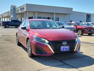 Used 2024 Nissan Altima 2.5 SV image 1