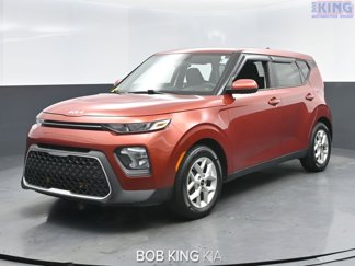 Used 2022 Kia Soul S image 1