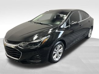 Used 2019 Chevrolet Cruze LT image 1