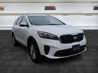 Used 2019 Kia Sorento LX w/ LX Convenience Package image 1