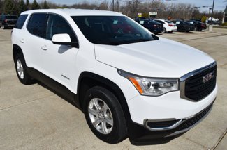 Used 2019 GMC Acadia SLE image 1