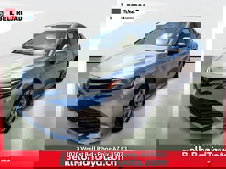 Used 2018 Toyota Camry LE image 1