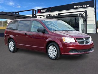 Used 2019 Dodge Grand Caravan SE image 1