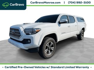 Used 2016 Toyota Tacoma SR5 image 1