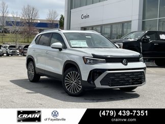 New 2025 Volkswagen Taos SE image 1