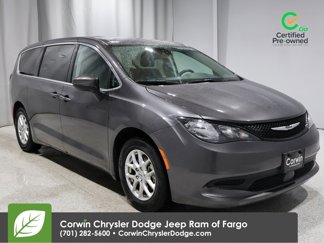 Used 2023 Chrysler Voyager LX image 1