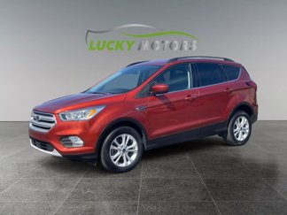 Used 2019 Ford Escape SEL image 1