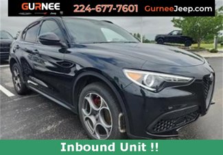 Used 2022 Alfa Romeo Stelvio Sprint image 1