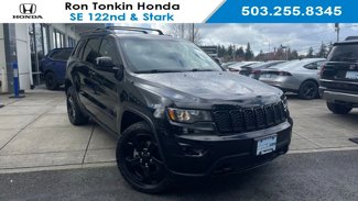Used 2018 Jeep Grand Cherokee Laredo image 1