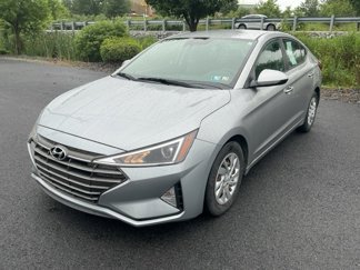 Used 2020 Hyundai Elantra SE image 1