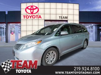 Used 2011 Toyota Sienna image 1