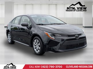 Used 2023 Toyota Corolla LE image 1