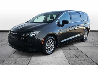 Used 2023 Chrysler Voyager LX image 1