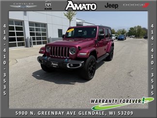 Used 2022 Jeep Wrangler Unlimited Sahara image 1