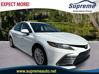 Used 2024 Toyota Camry LE image 1