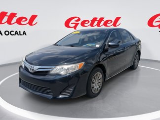 Used 2014 Toyota Camry L image 1