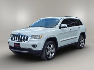Used 2013 Jeep Grand Cherokee Overland image 1