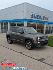 Used 2016 Jeep Renegade Latitude image 1