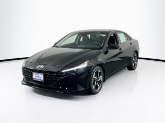 Used 2023 Hyundai Elantra SEL w/ Convenience Package image 1