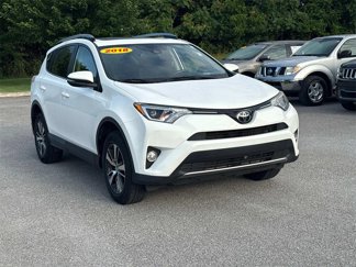 Used 2018 Toyota RAV4 XLE image 1