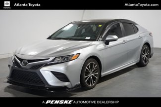 Used 2018 Toyota Camry SE image 1
