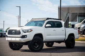 Used 2018 Toyota Tacoma TRD Off-Road image 1