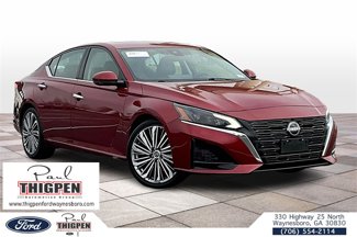 Used 2023 Nissan Altima 2.5 SL image 1