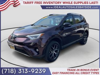 Used 2017 Toyota RAV4 SE image 1